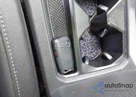 2020 Volkswagen Tiguan 2.0T Se/2.0T Se R-Line Black/2.0T Sel из США, поврежденный, VIN 3VV3B7AX3LM038952